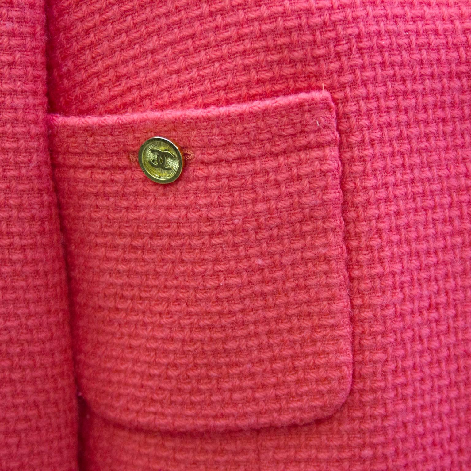 Women's 1980s Chanel Magenta Boucle Jacket 