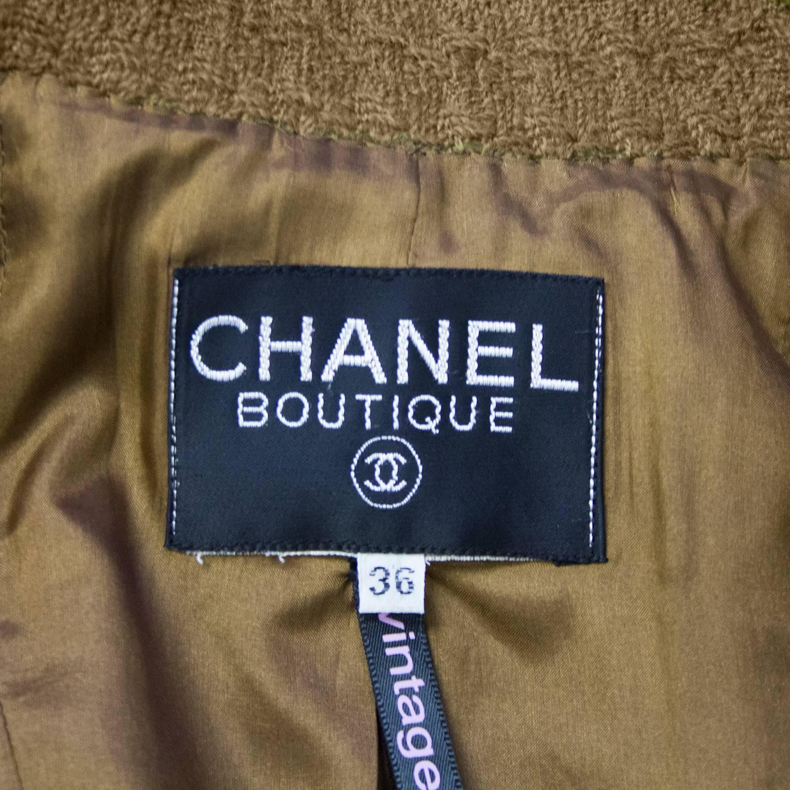 1990s Chanel Brown Double Breasted Boucle Jacket  2