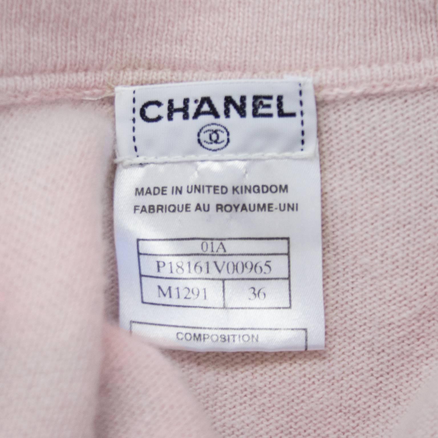 Autumn 2001 Light Pink Chanel Cashmere Twinset  2
