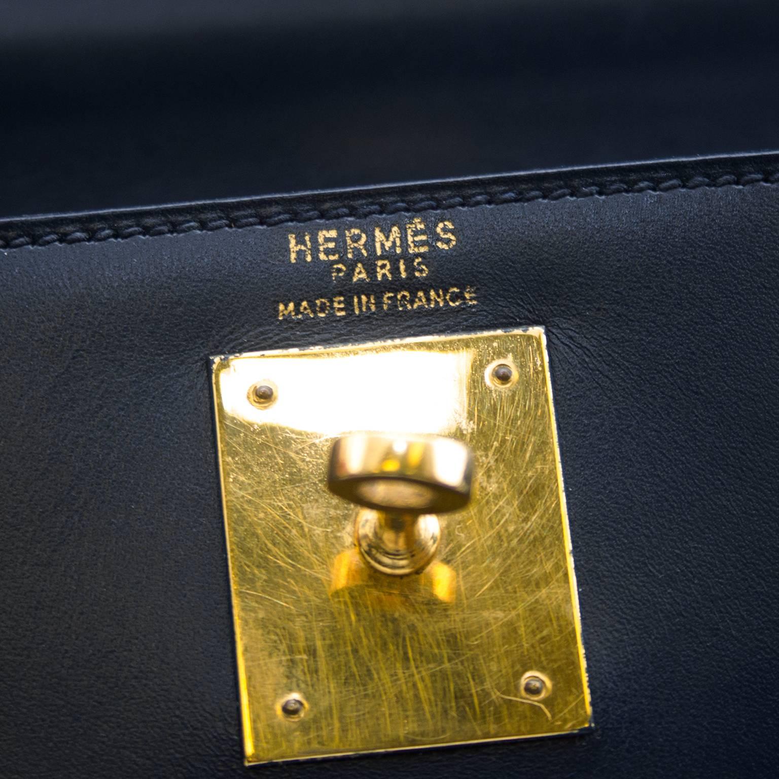 Hermes Navy Blue Box Supple Leather 28cm Kelly Bag, 1973  In Excellent Condition In Toronto, Ontario