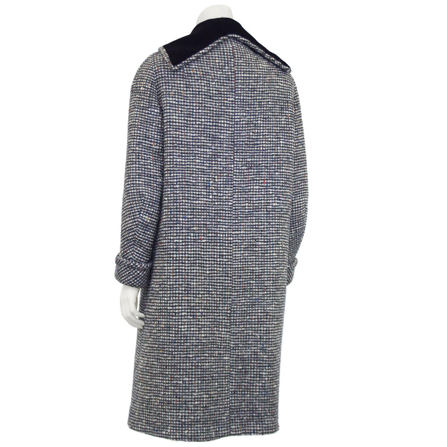 Gray 1960s Black and White Tweed Long Coat with Velvet Collar 