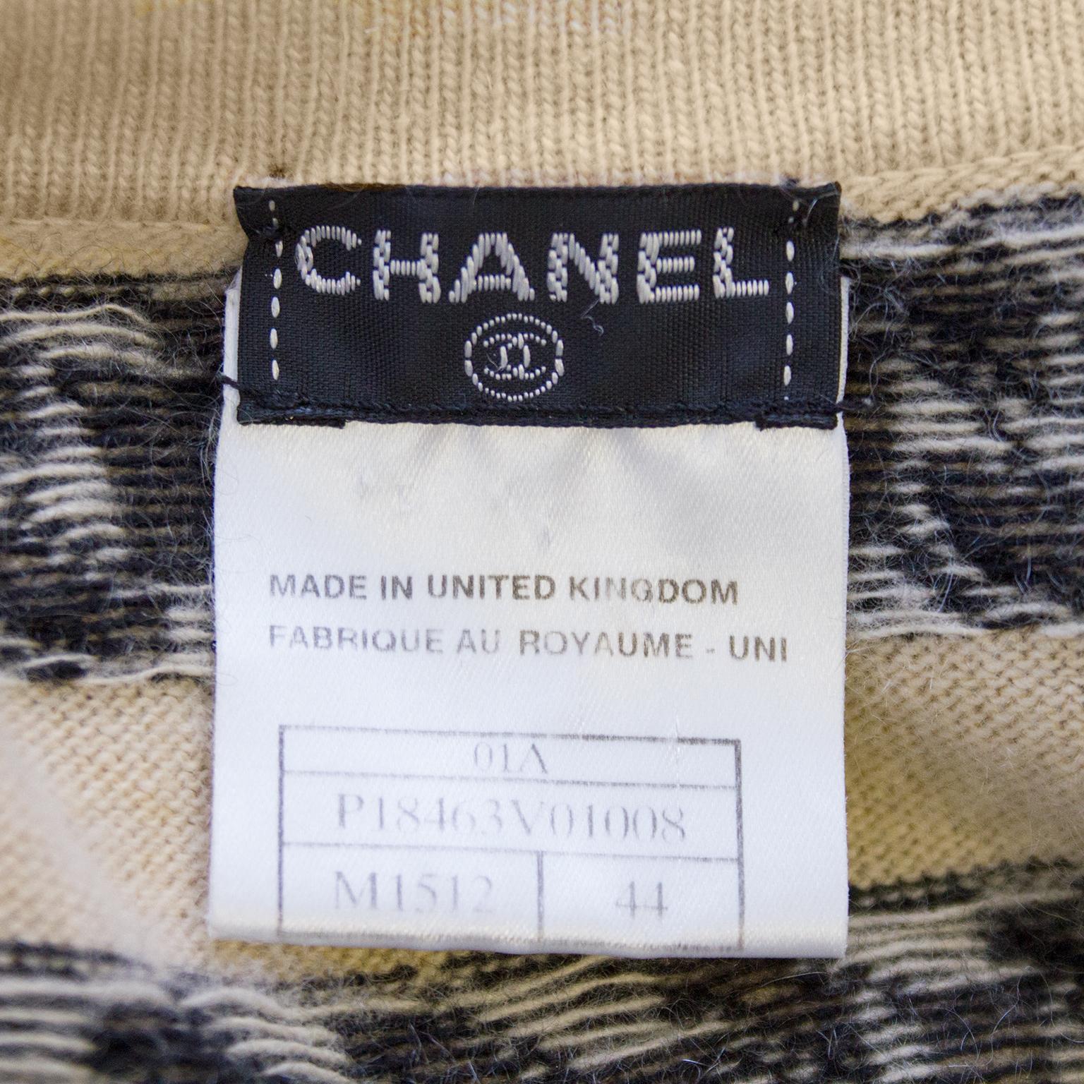 Beige Chanel Cashmere Intarsia Chain Pattern Cardigan