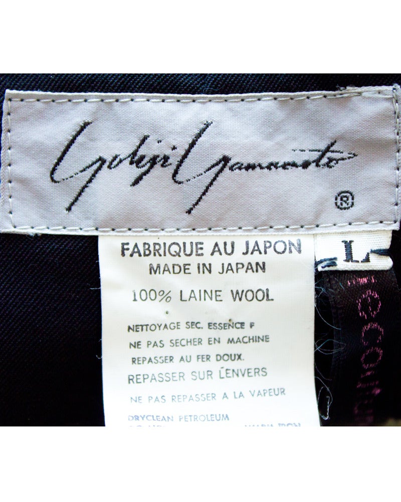 1980er Yohji Yamamoto Anzug aus schwarzer Wolle mit Netztaschen Damen im Angebot