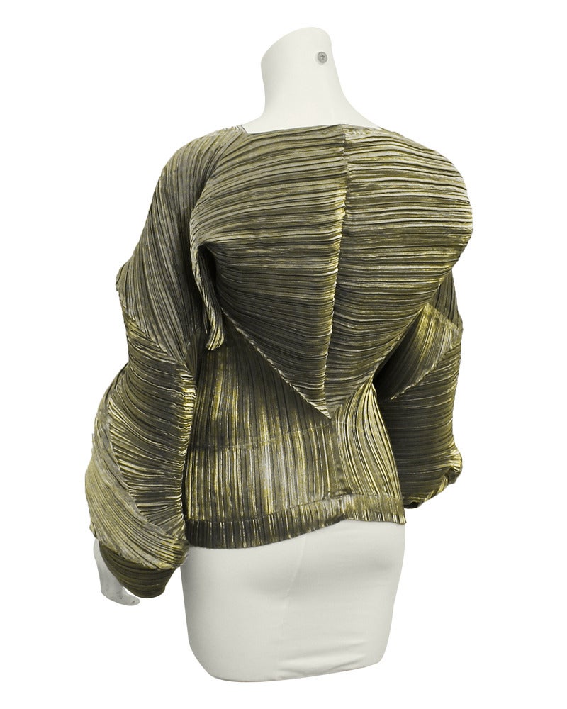 1990s Issey Miyake Olive Micro Pleated Top In Excellent Condition In Toronto, Ontario