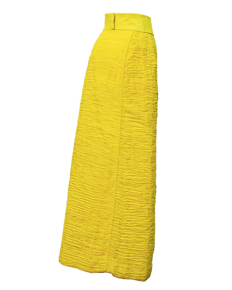 1960s Sybil Connolly Yellow Pleated Linen Skirt & Belt In Excellent Condition In Toronto, Ontario