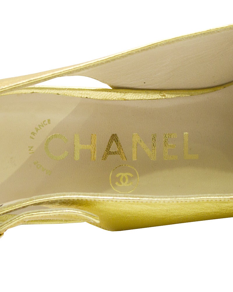 Women's 1990s Chanel Gold Leather Sling Back Pumps