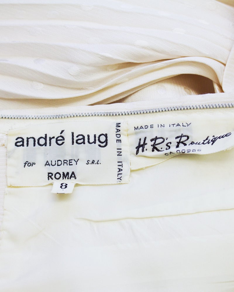 Andre Laug - Robe péplum en soie blanc cassé, circa 1980 en vente 1