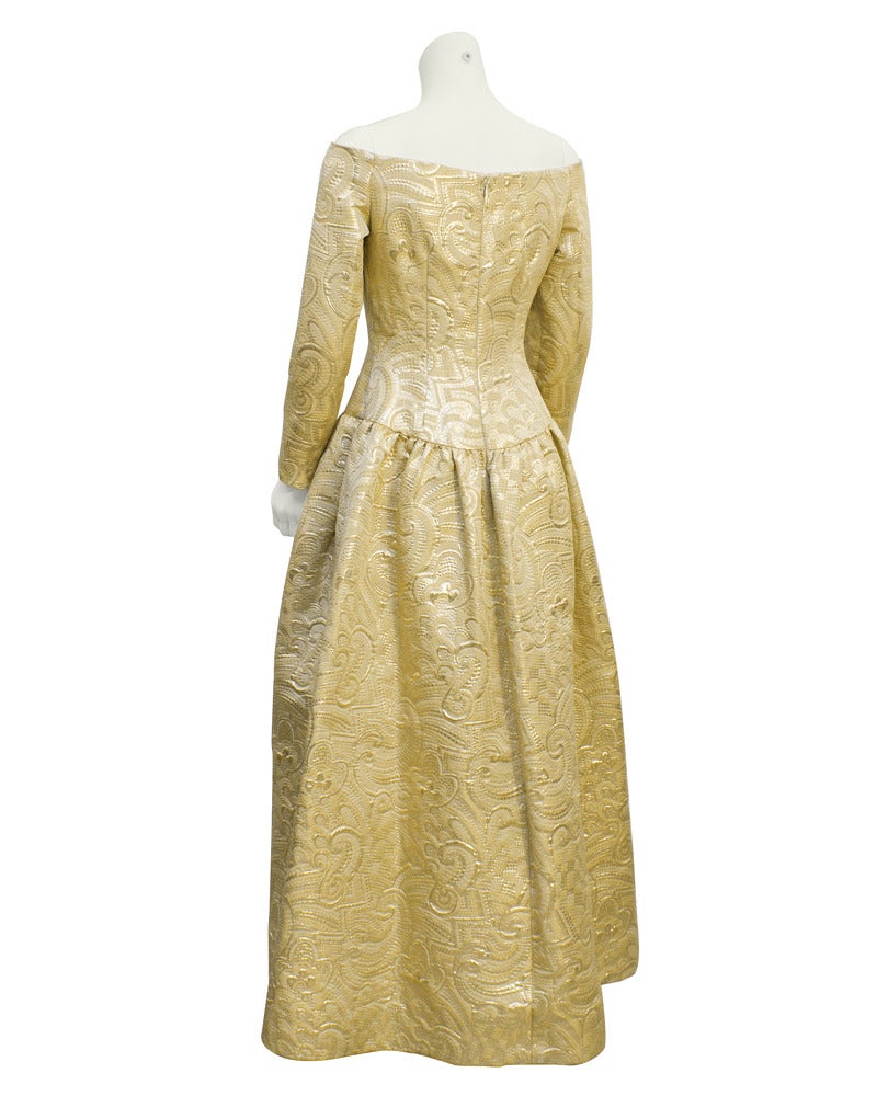 1980s Arnold Scaasi Gold Brocade Gown In Good Condition In Toronto, Ontario