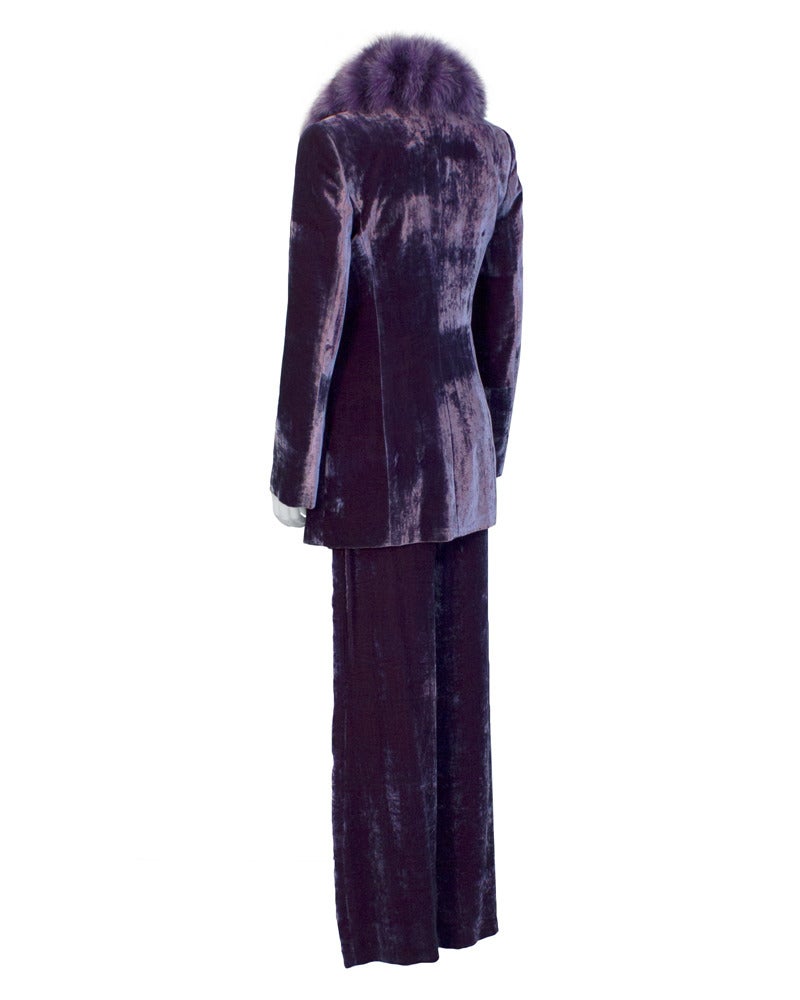 Gianfranco Ferre 1980s Purple Velvet Pantsuit with Fur Stole In Excellent Condition In Toronto, Ontario