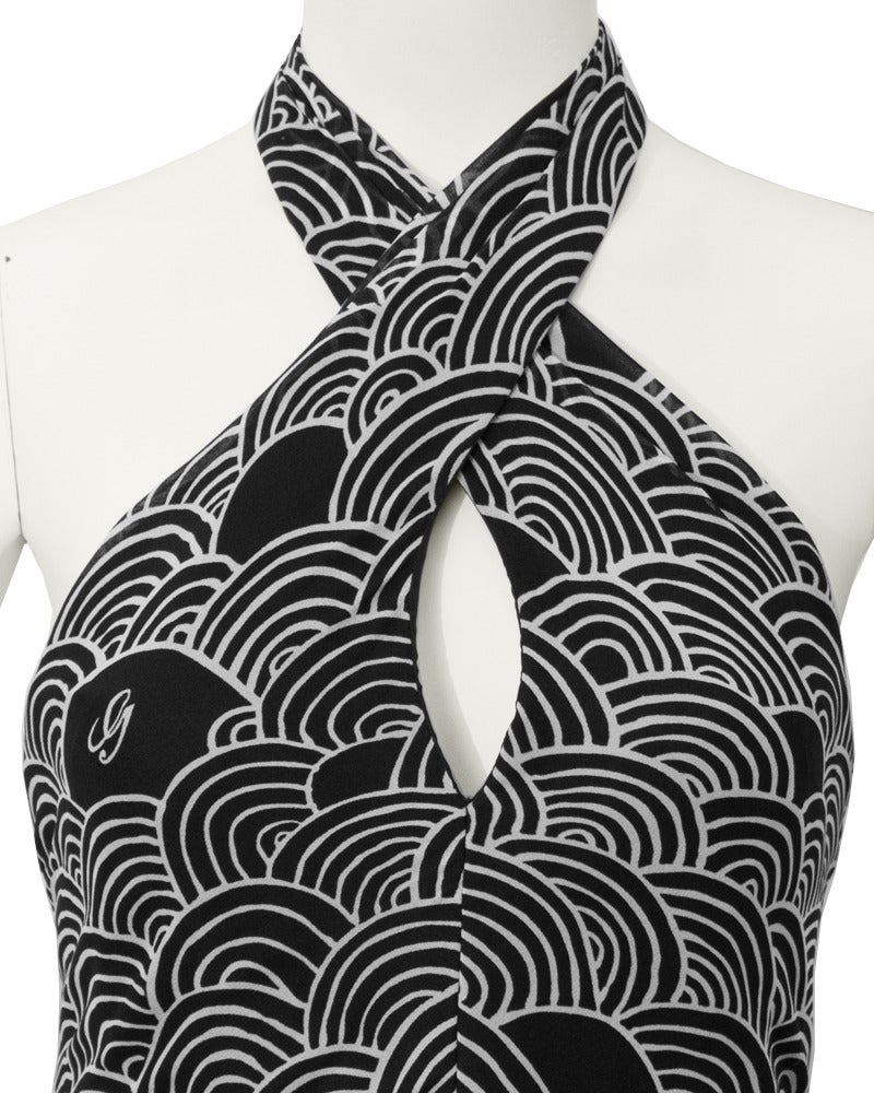 1970's Geoffrey Beene Black & White Cross Halter Gown In Good Condition For Sale In Toronto, Ontario