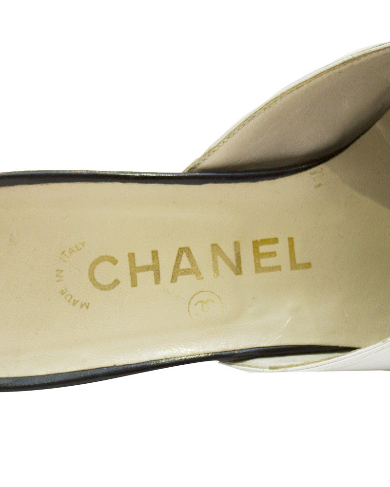 1990's Chanel White & Black Leather Mules 1