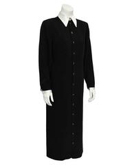 années 80 - Yves Saint Laurent YSL - Robe chemise noire à boutons sur le devant