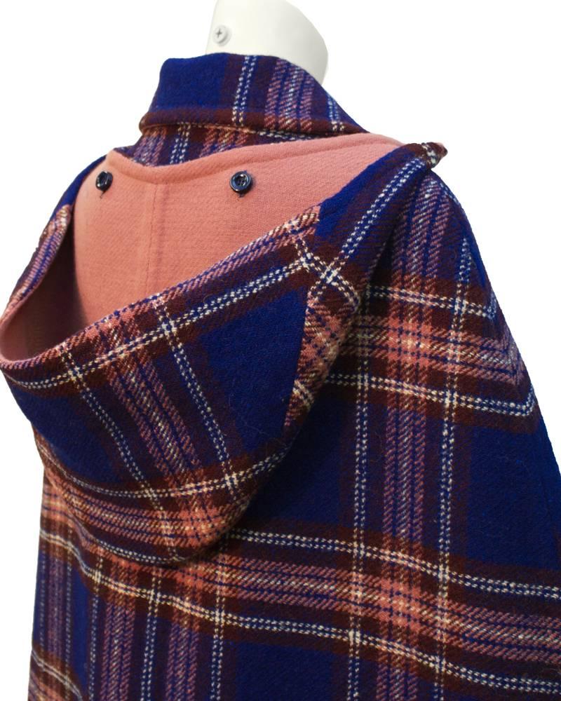 1960's Rose Bernard Blue and Rose Plaid Cape  In Excellent Condition In Toronto, Ontario