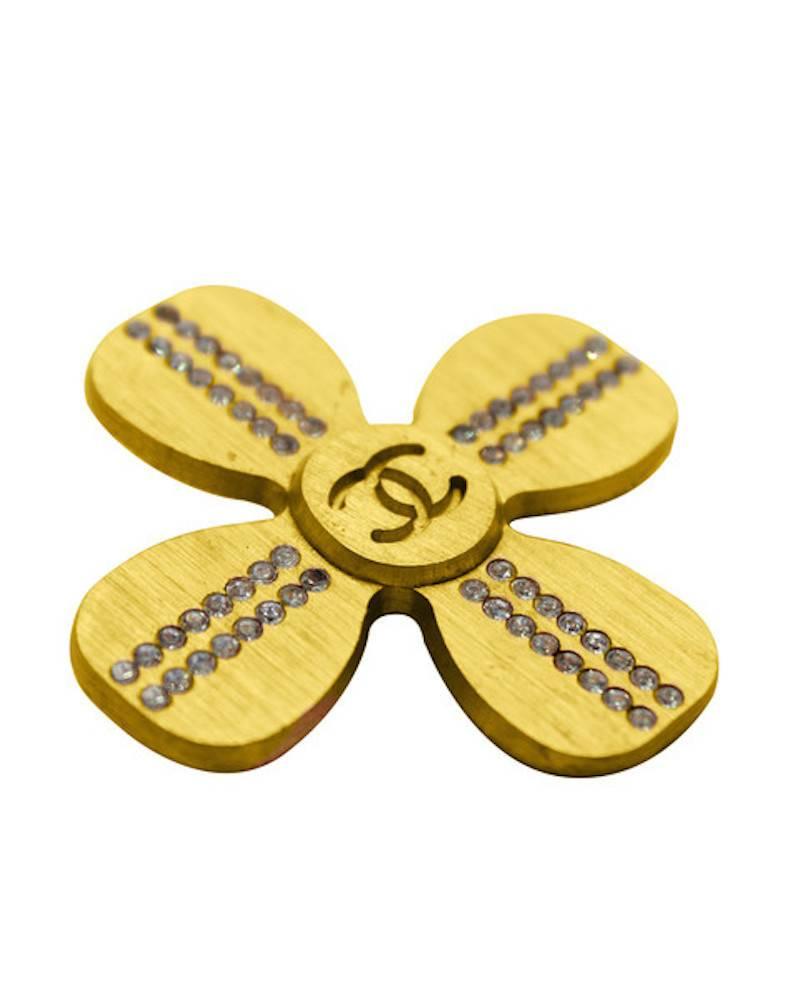 Contemporary Chanel 4 Leaf Clover CC Pin