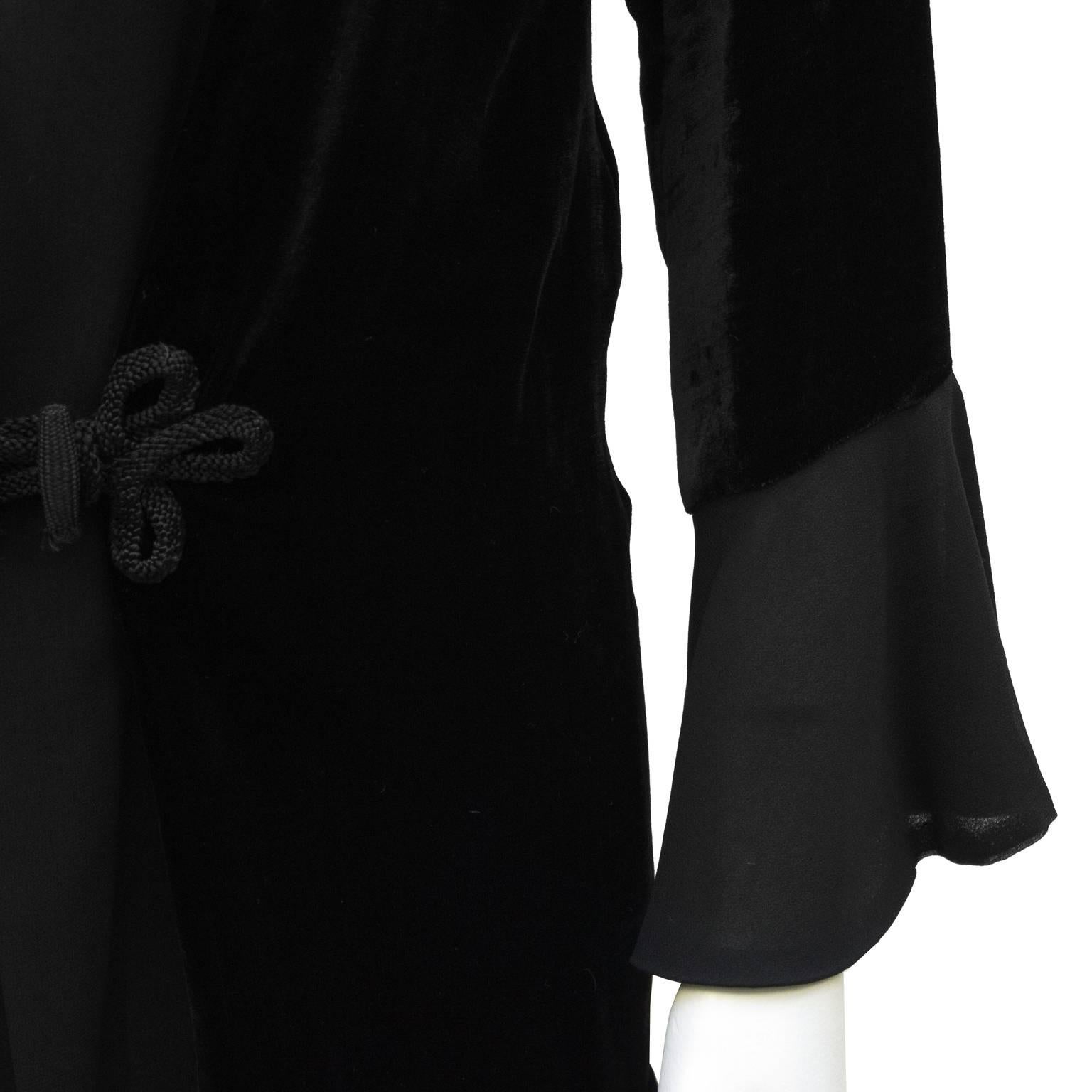 Women's 1930's Anonymous Black Velvet Robe Jacket 