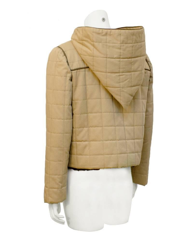 Marron Valentino - Veste courte en mousseline de soie, brun clair, années 1980 en vente