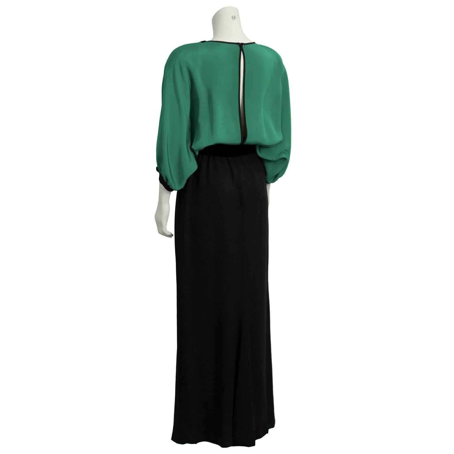 1990's Valentino Night Green and Black Gown  In Fair Condition In Toronto, Ontario