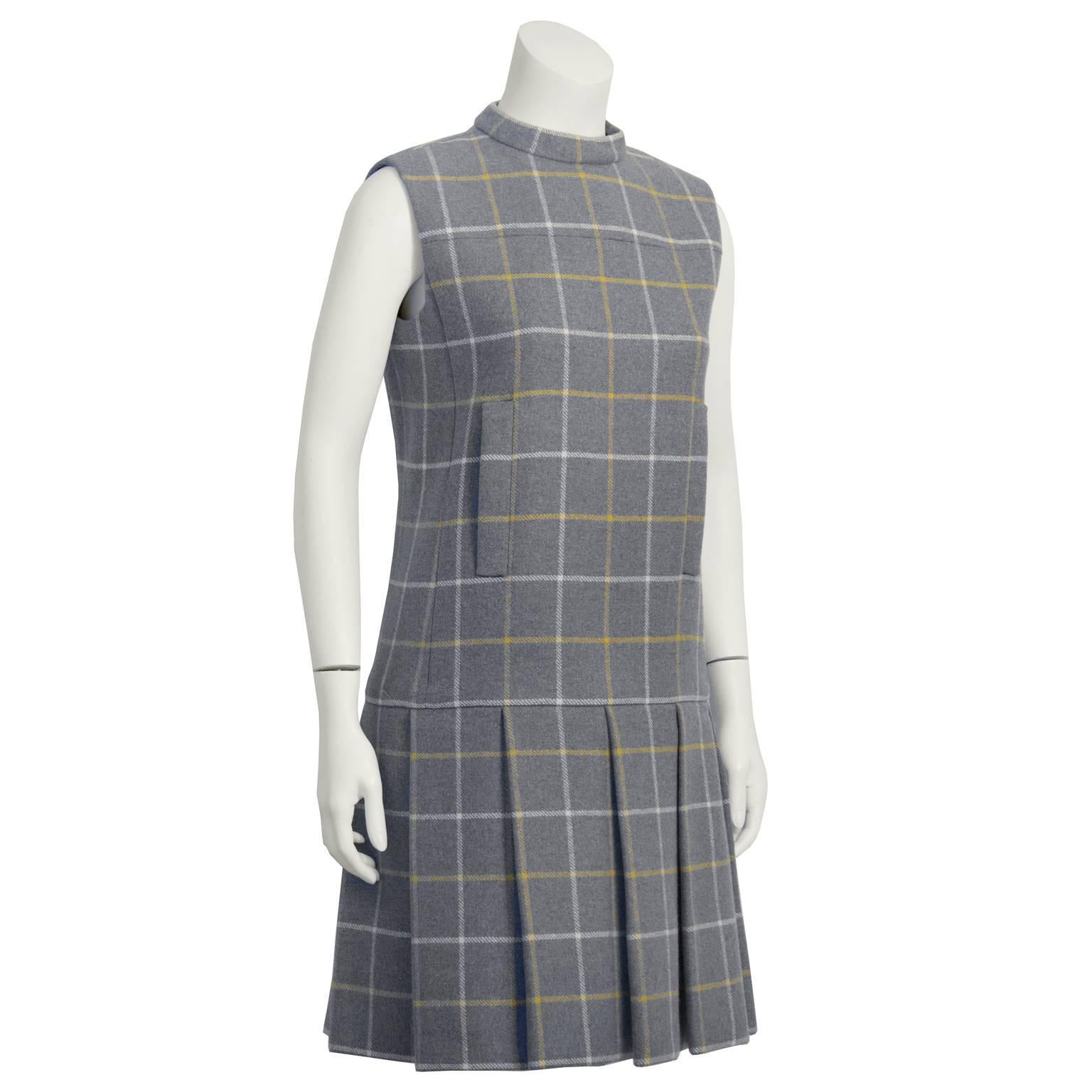 Anonymes Windowpane-Kleid und Jacke aus den 1960er Jahren (Grau) im Angebot
