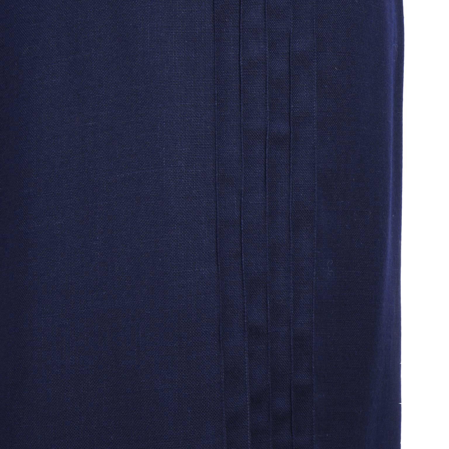 1970's Valentino Blue Linen Skirt  In Excellent Condition In Toronto, Ontario