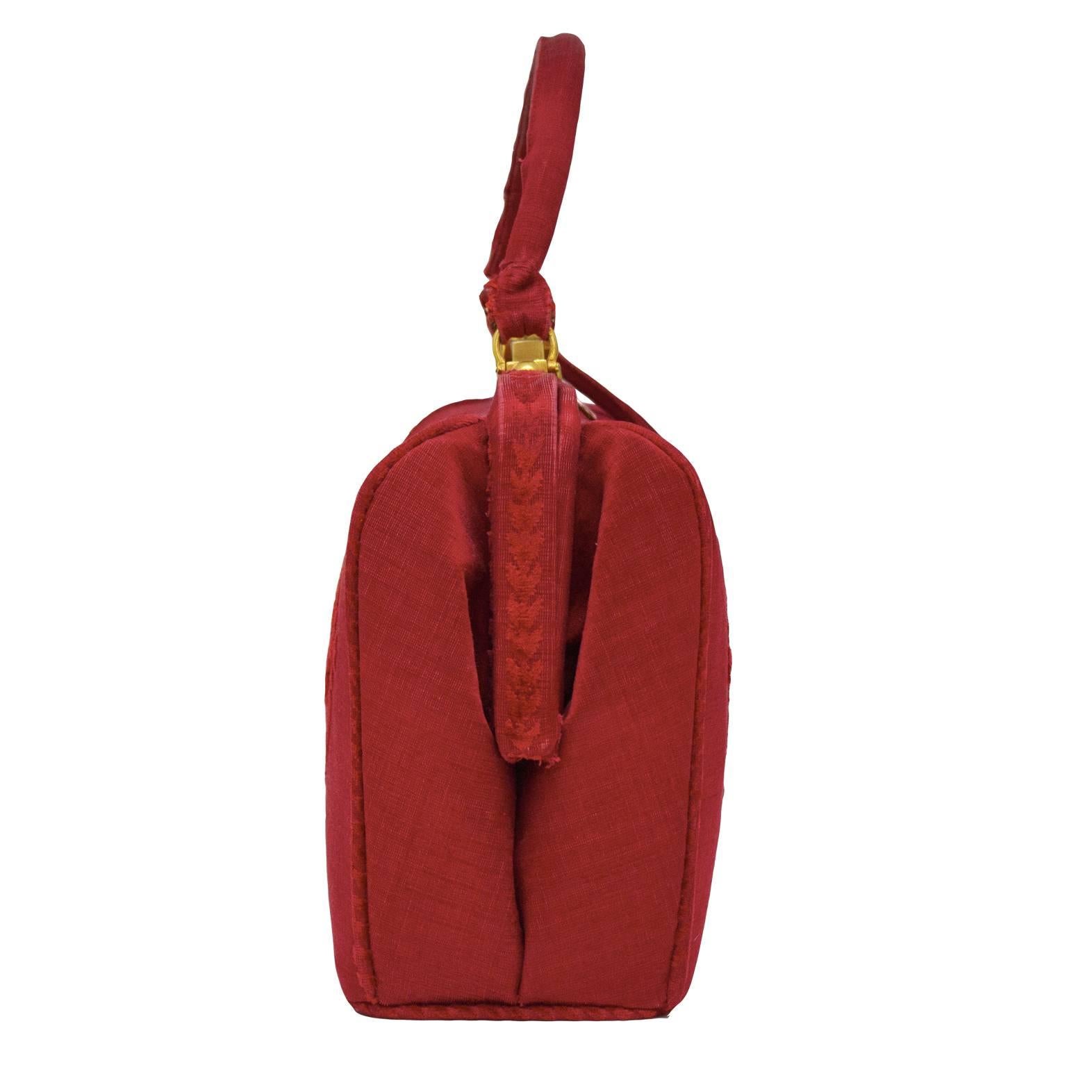 1960's Roberta di Camerino Red Cut Velvet Handbag  In Good Condition In Toronto, Ontario