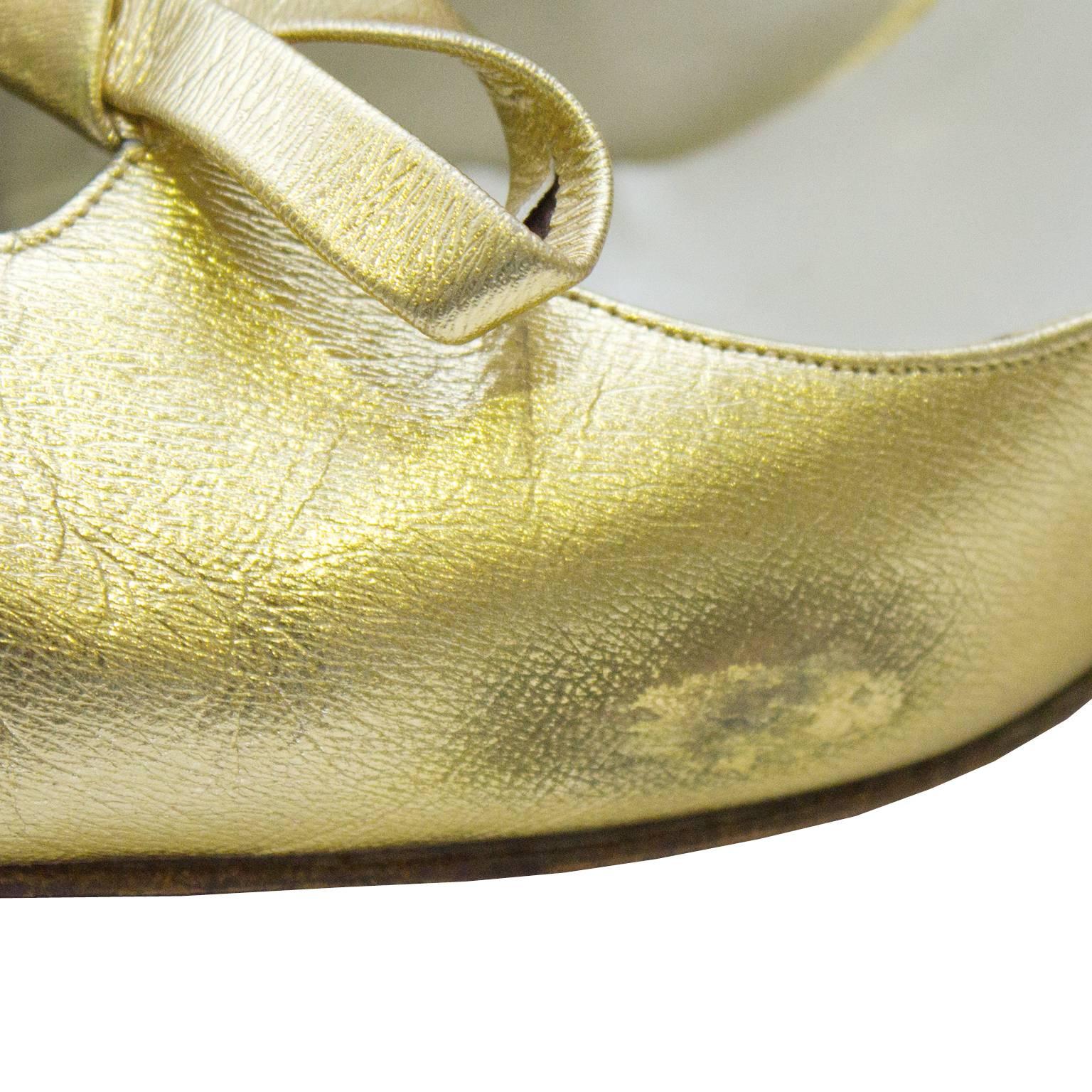 roger vivier gold shoes