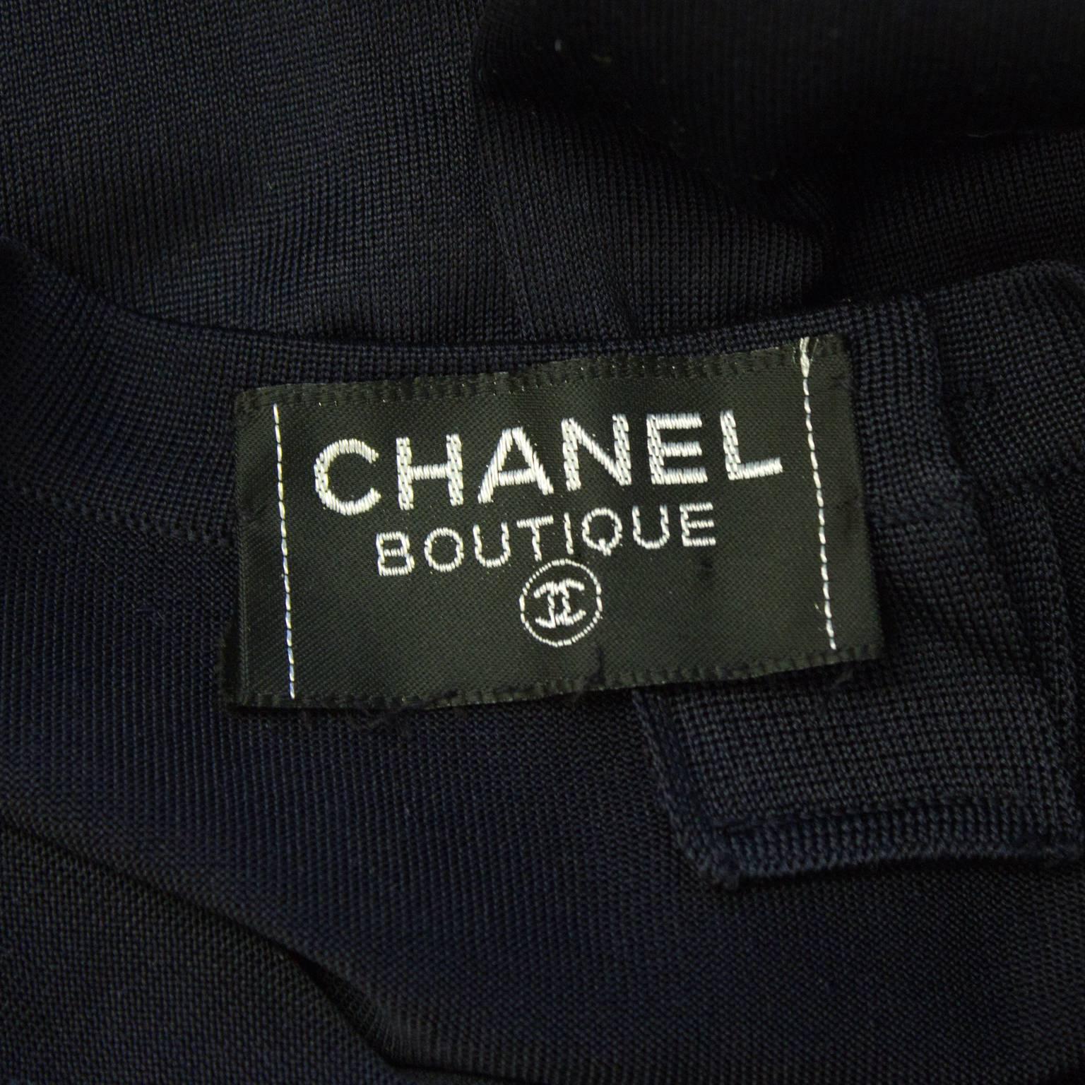 1990's Chanel Navy Classic Long Sleeve Top  In Excellent Condition For Sale In Toronto, Ontario
