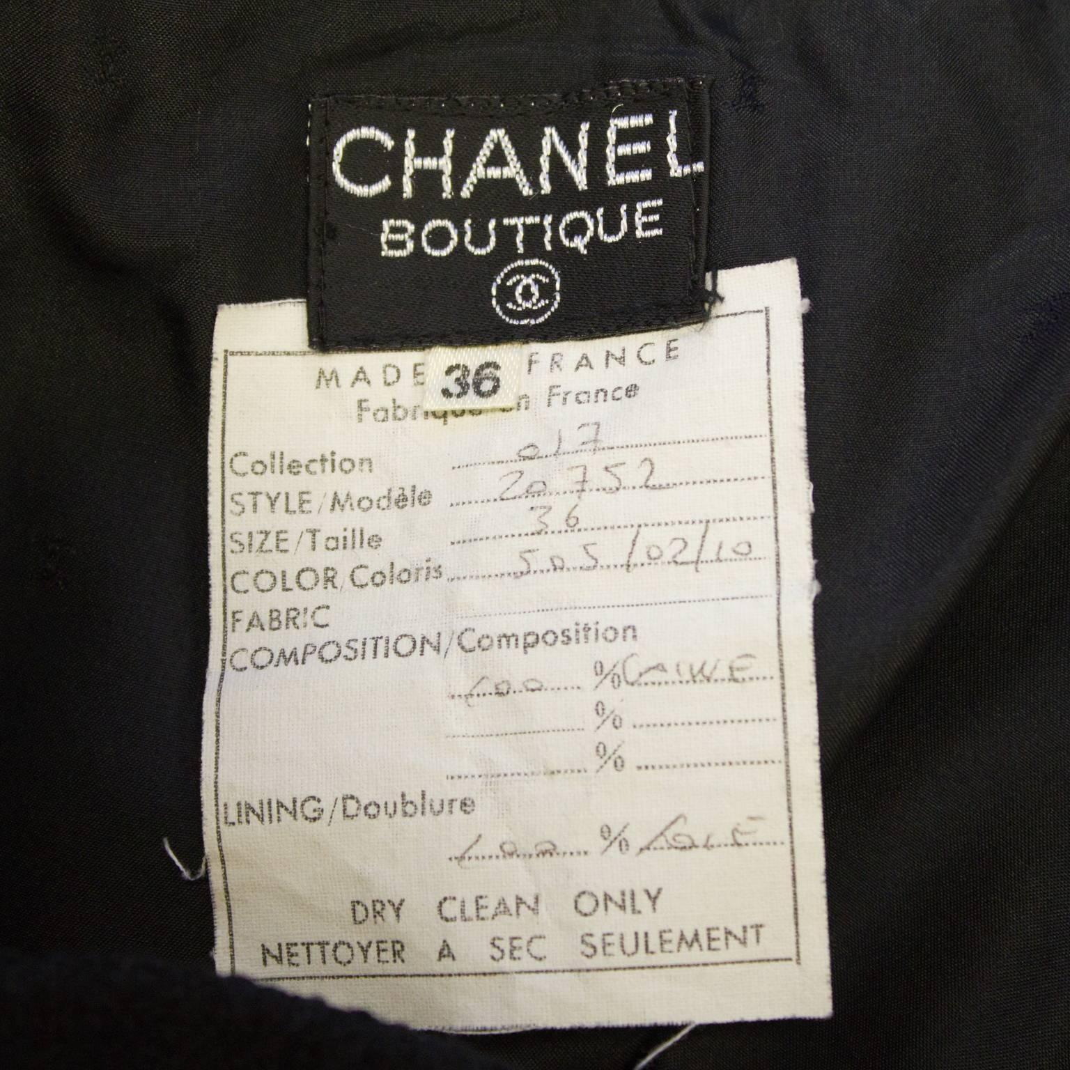 Tailleur jupe noire et rouge Chanel des années 1980  en vente 2