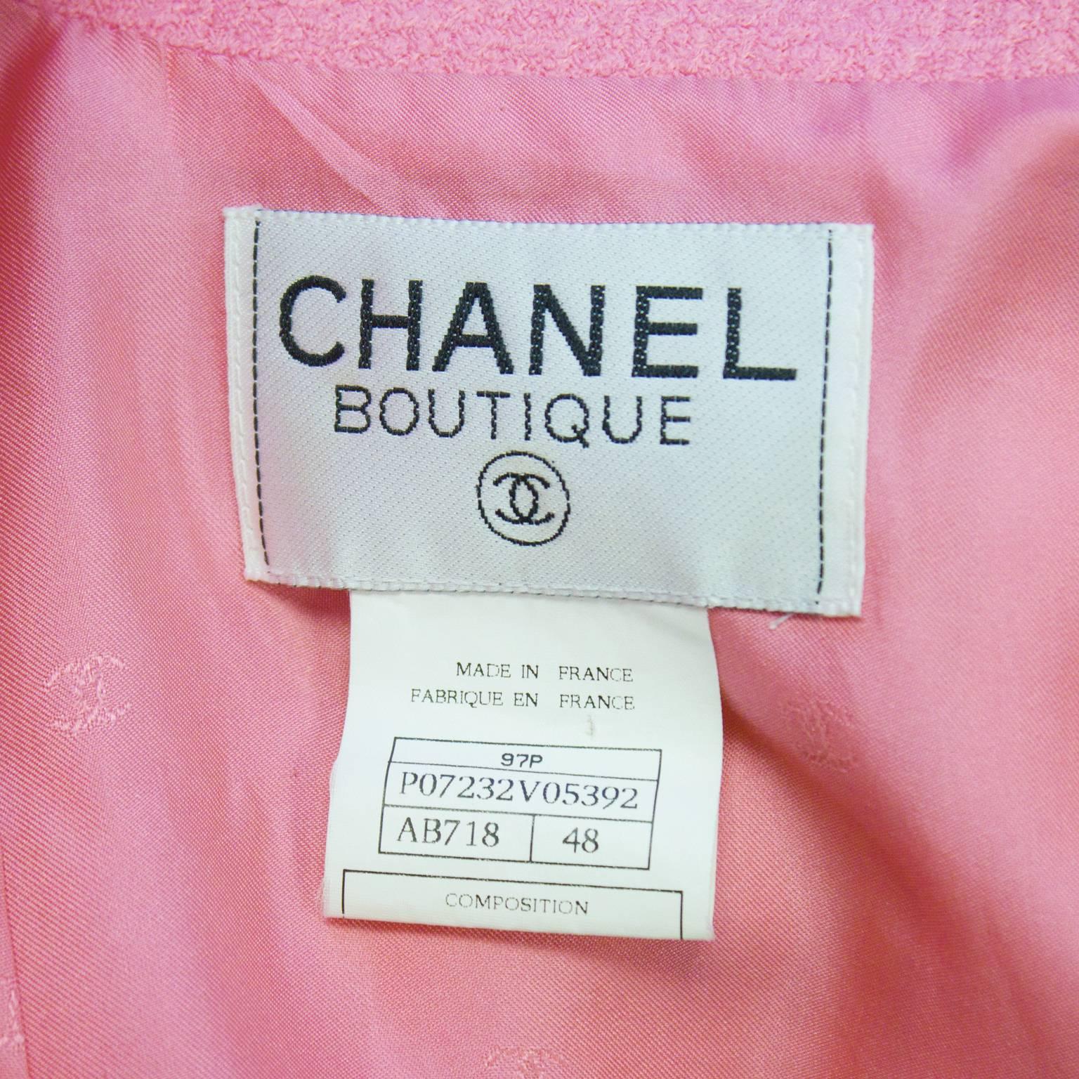 Women's 1997 Spring Chanel Hot Pink Boucle Jacket 