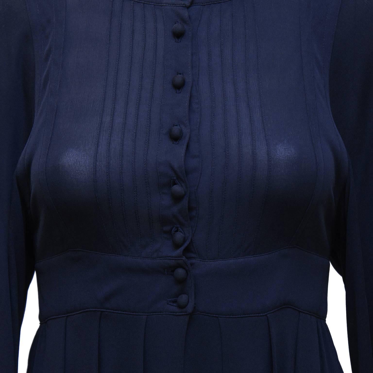 Maxivestido de punto de rayón azul marino Jean Muir, años 70 en Excelente estado para la venta en Toronto, Ontario