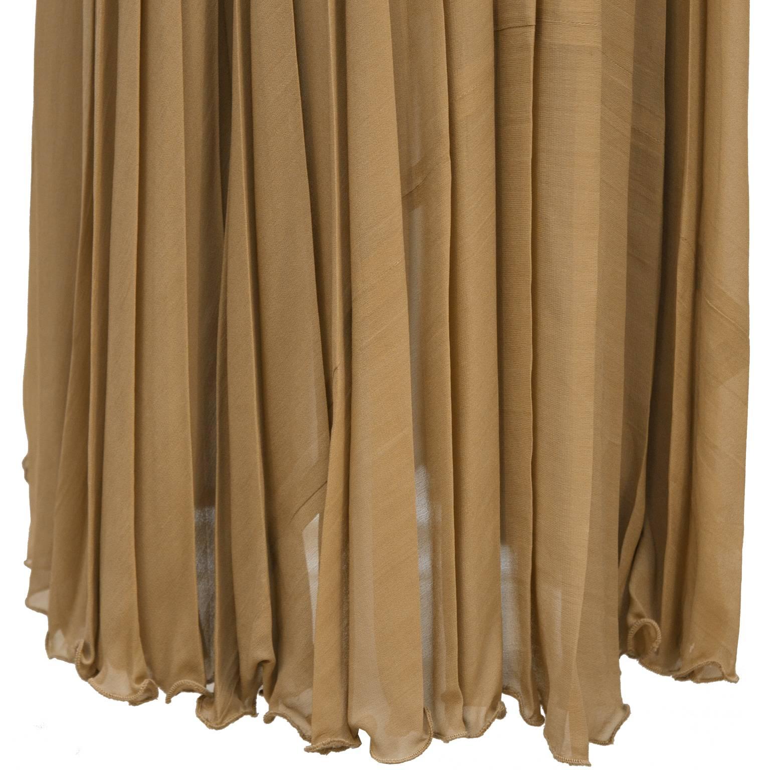 Bill Blass Mocha Chiffon Pleated Gown w/ Belt In Excellent Condition For Sale In Toronto, Ontario