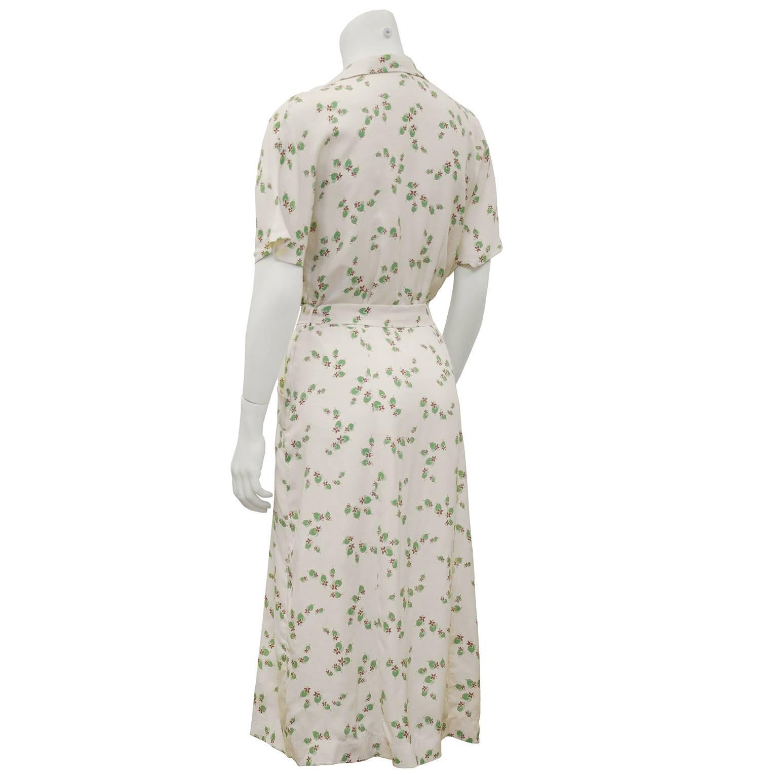 shirtwaist dress 1940s