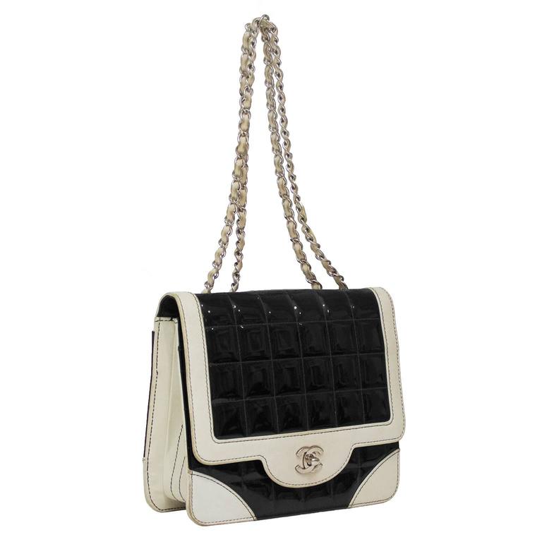 1980&#39;s Chanel Black and White Patent Leather Shoulder Bag at 1stdibs