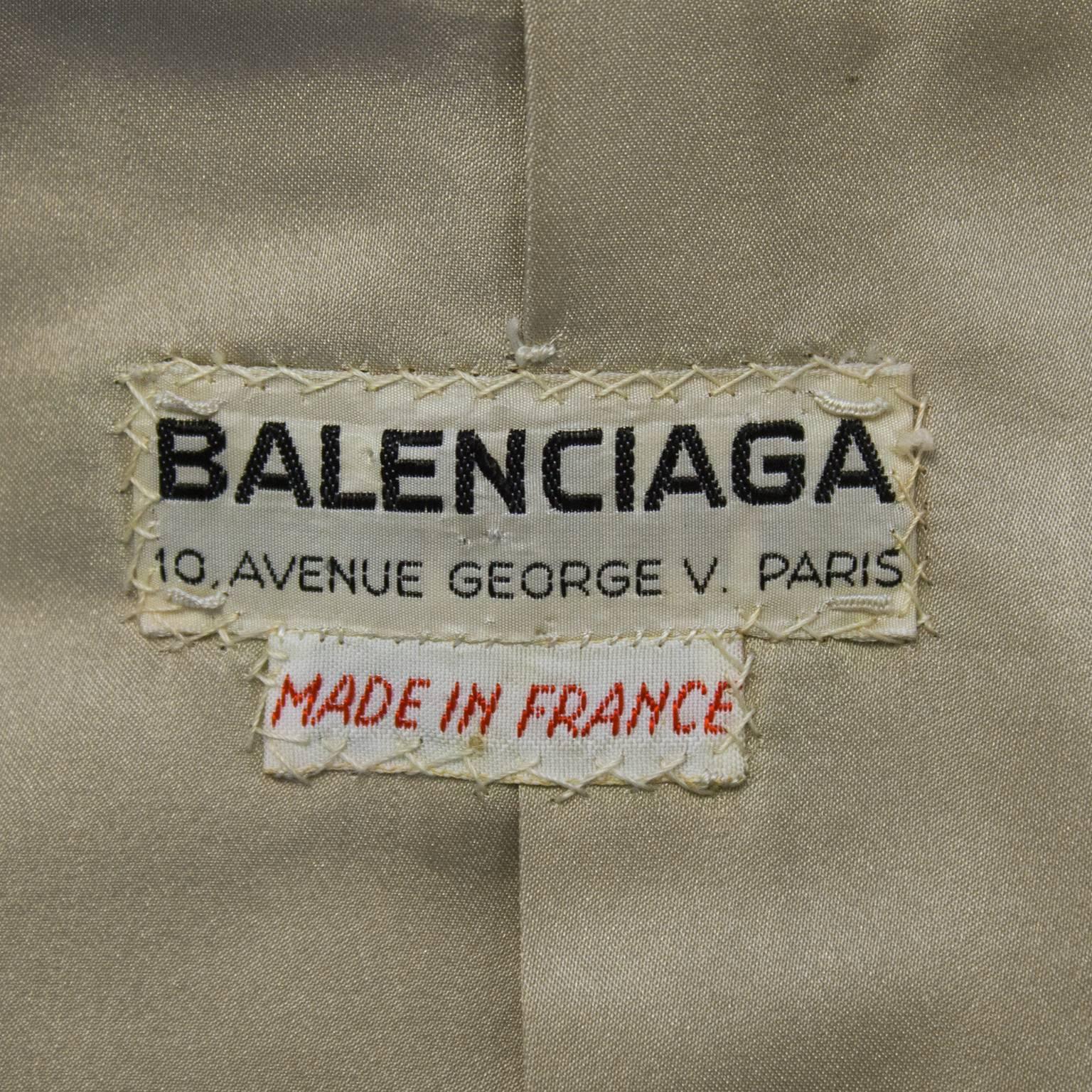 1960s Balenciaga Haute Couture Beige Wool Suit In Excellent Condition In Toronto, Ontario