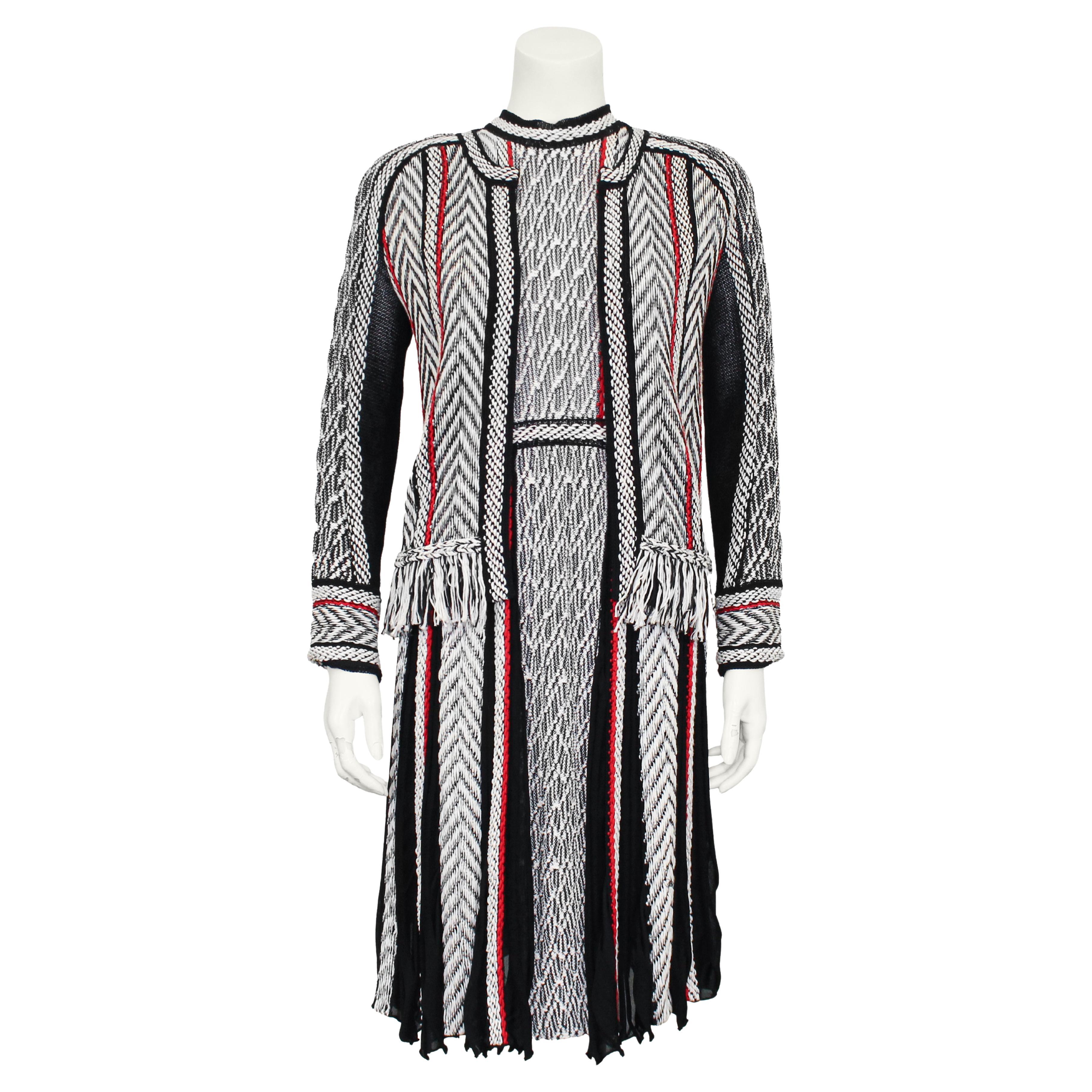 Primavera 2017 Oscar De La Renta abito e giacca in maglia nera, bianca e rossa in vendita