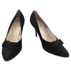 Décolleté in pelle scamosciata nera Roger Vivier for Christian Dior, fine anni '50