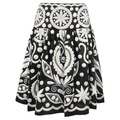 Jupe brodée noire et blanche Naeem Khan des années 2000