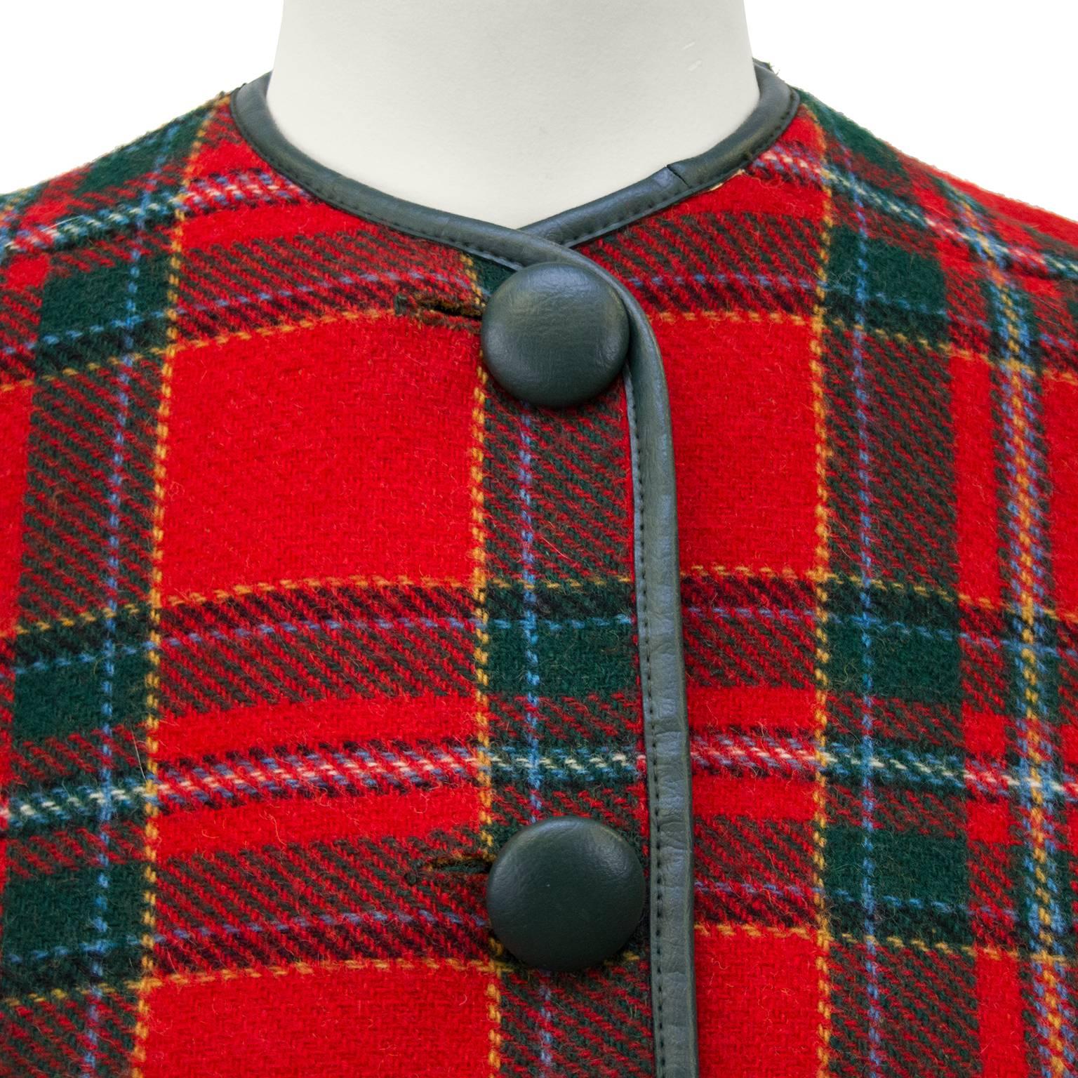 Women's or Men's 1960's Reversible Plaid Wool Short Cape
