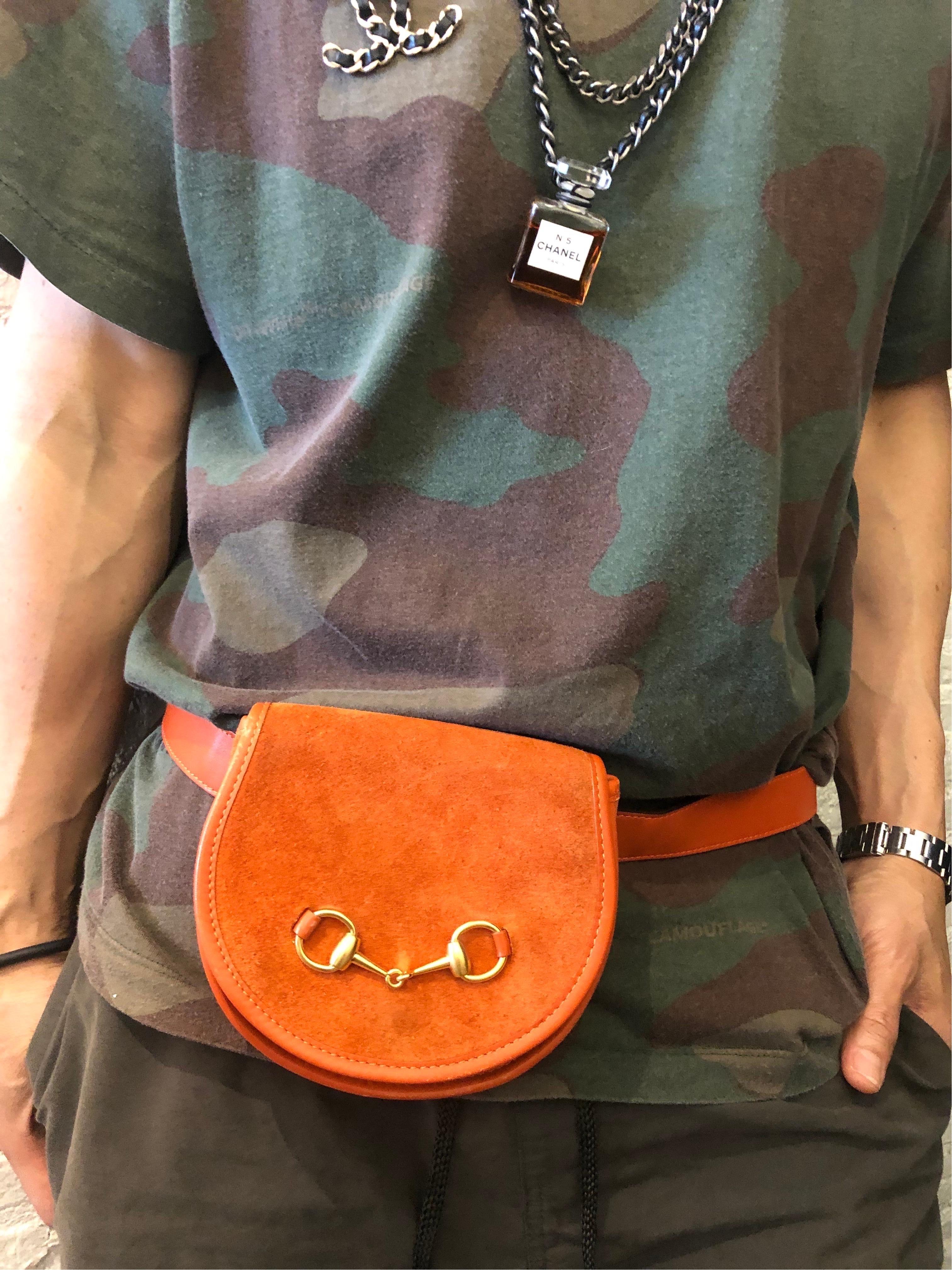 Vintage GUCCI Orange Suede Horsebit Belt Bag In Good Condition In Bangkok, TH