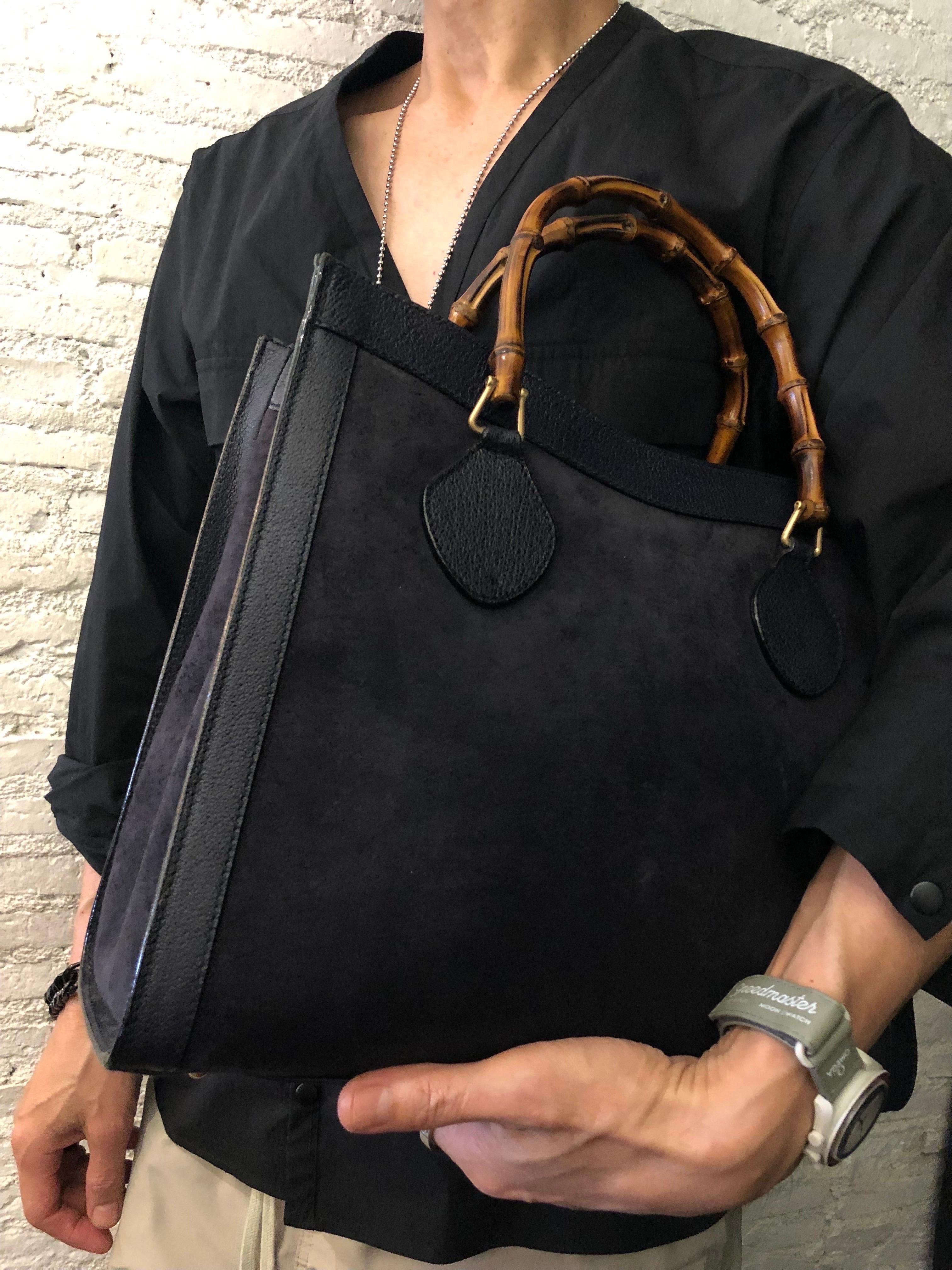 Vintage GUCCI Diana Tote Bamboo Tote Bag Nubuck Leather Navy (Medium) In Fair Condition In Bangkok, TH