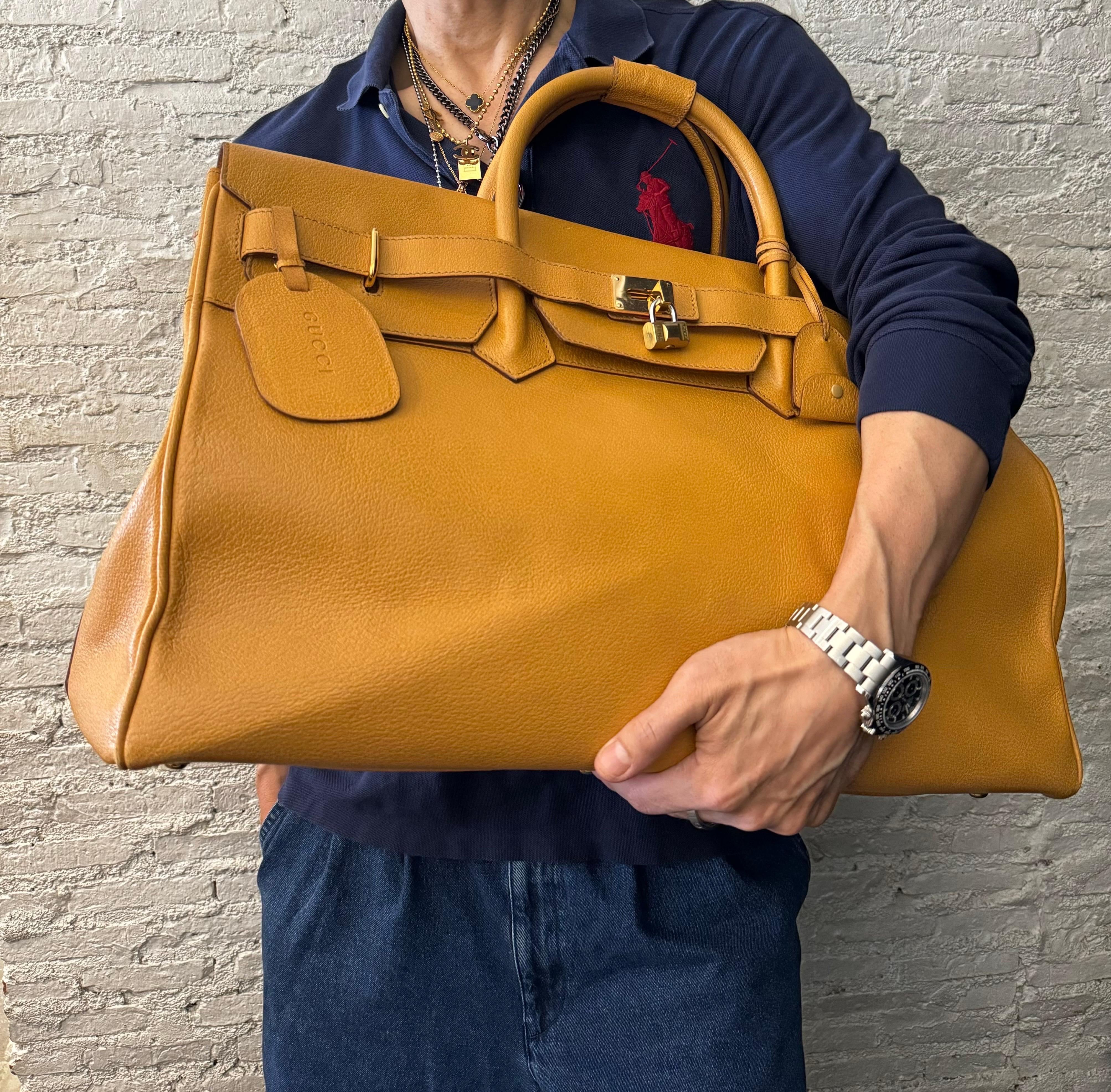 1990s Vintage GUCCI Pigskin Leather Duffle Bag XXL Mustard For Sale 6