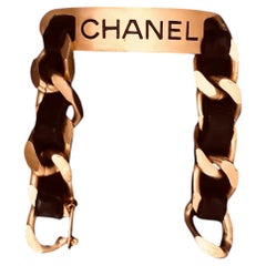 Vintage CHANEL 95 AW Gold-Tone Black Leather ID-Style Chain Link Bracelet Unisex