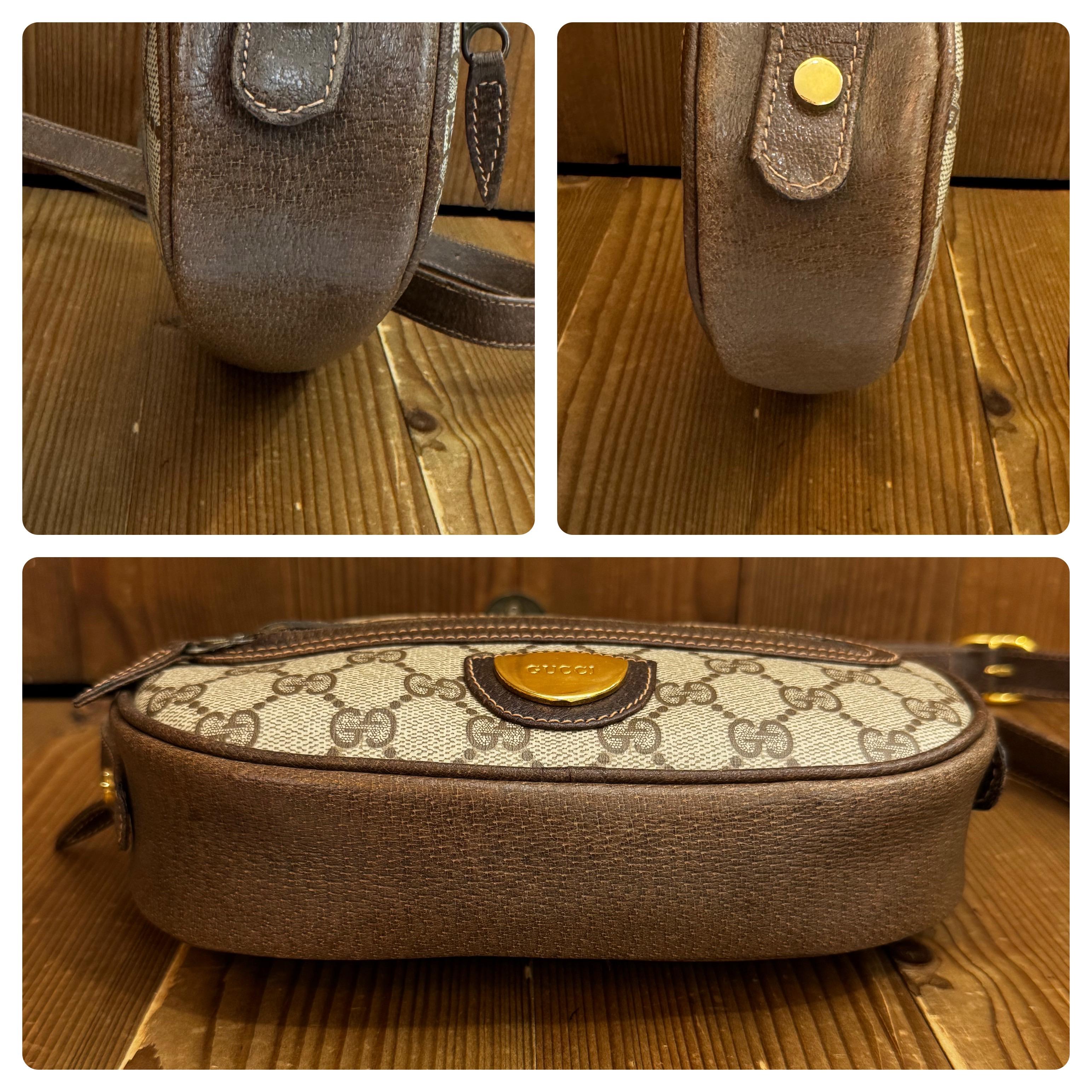 1970 Vintage GUCCI Monogram Canvas Crossbody Bag Brown en vente 2