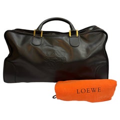 Borsa Boston Anagram Amazona 50 vintage di LOEWE in pelle di vitello, nera, unisex