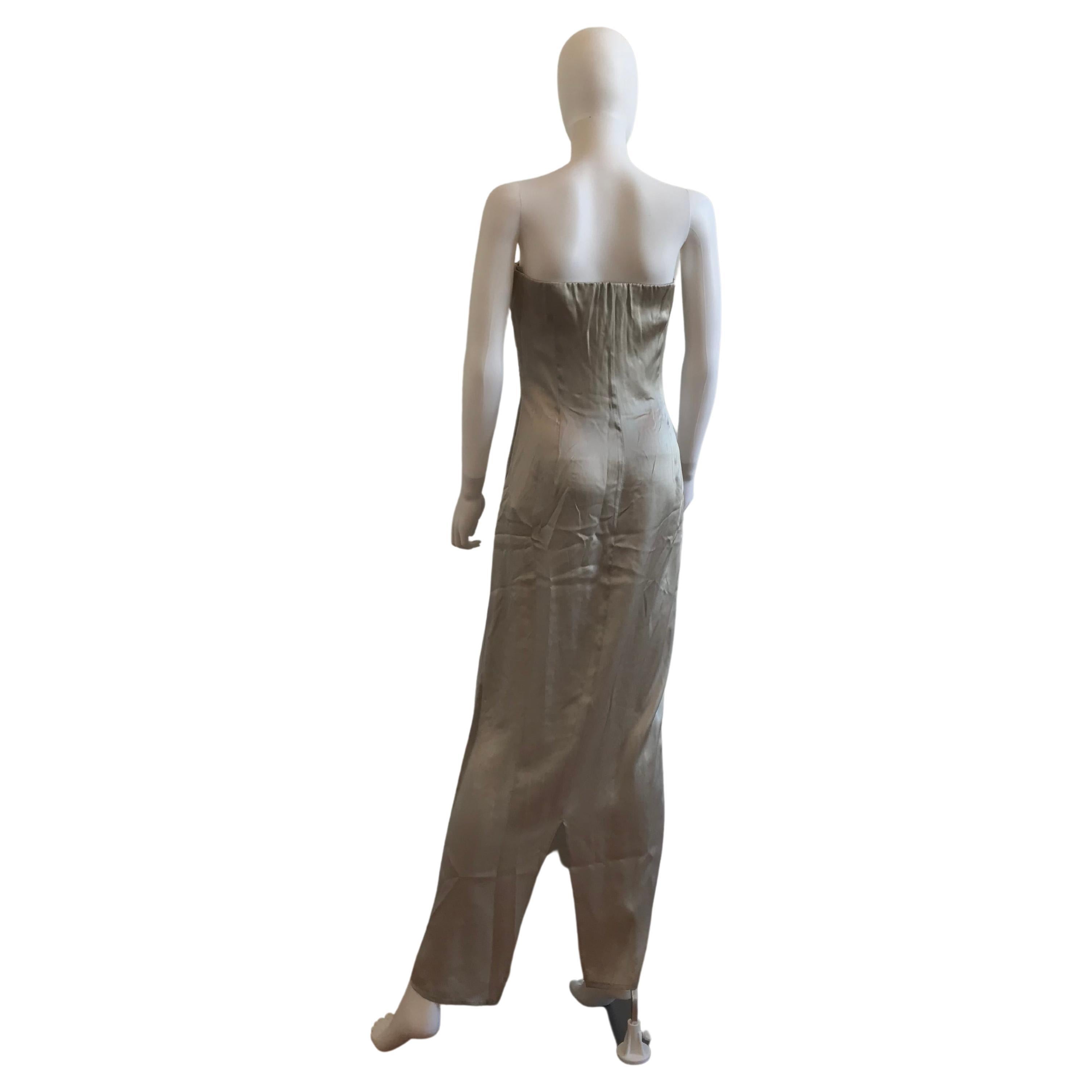 FW 1998 Gianfranco Ferre Metallic Embroidered Tulle Evening Gown In Good Condition For Sale In Brooklyn, NY
