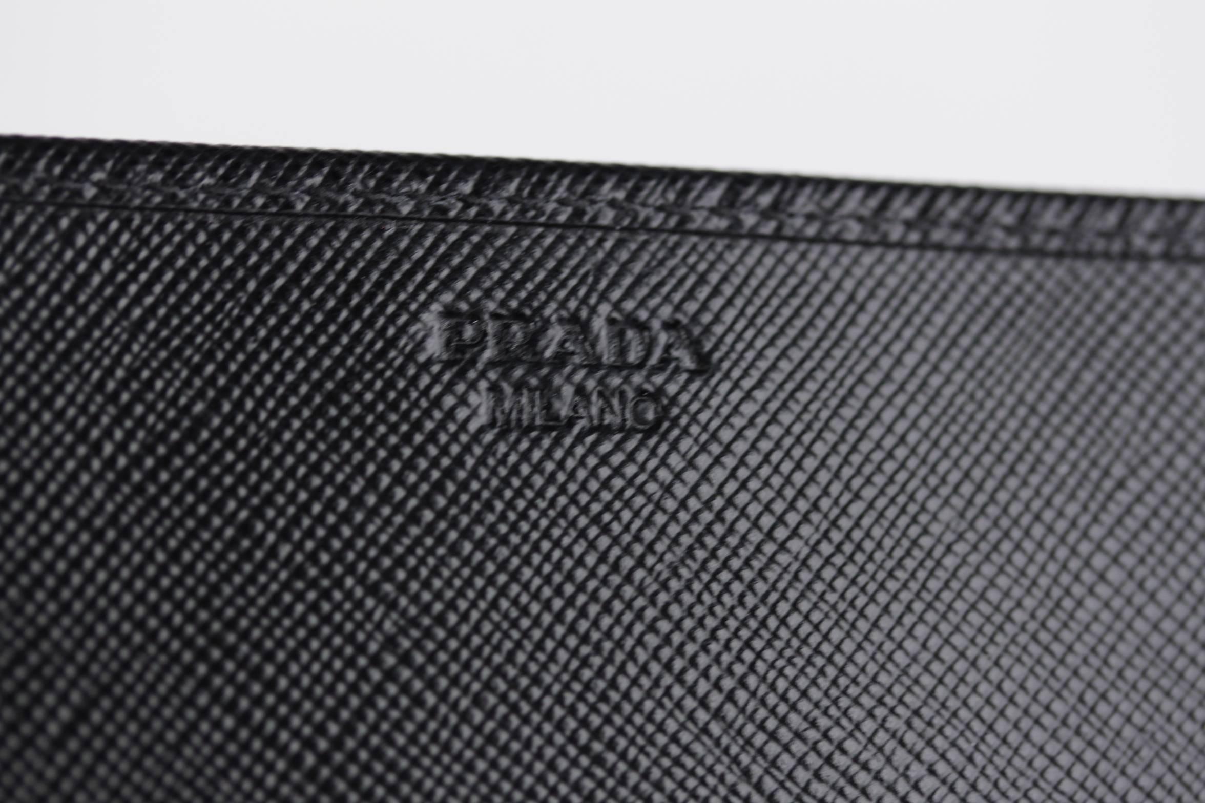 PRADA Black Leather SAFFIANO FIOCCO Ribbon STRAP WALLET Purse WOC 1M1437 BOX In New Condition In Rome, Rome