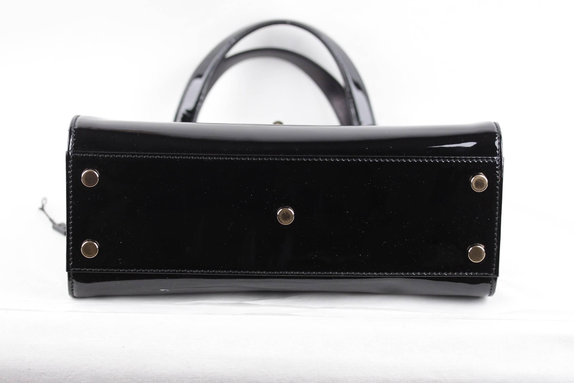 YVES SAINT LAURENT Black Patent Leather UPTOWN Bag HANDBAG Satchel In Excellent Condition In Rome, Rome
