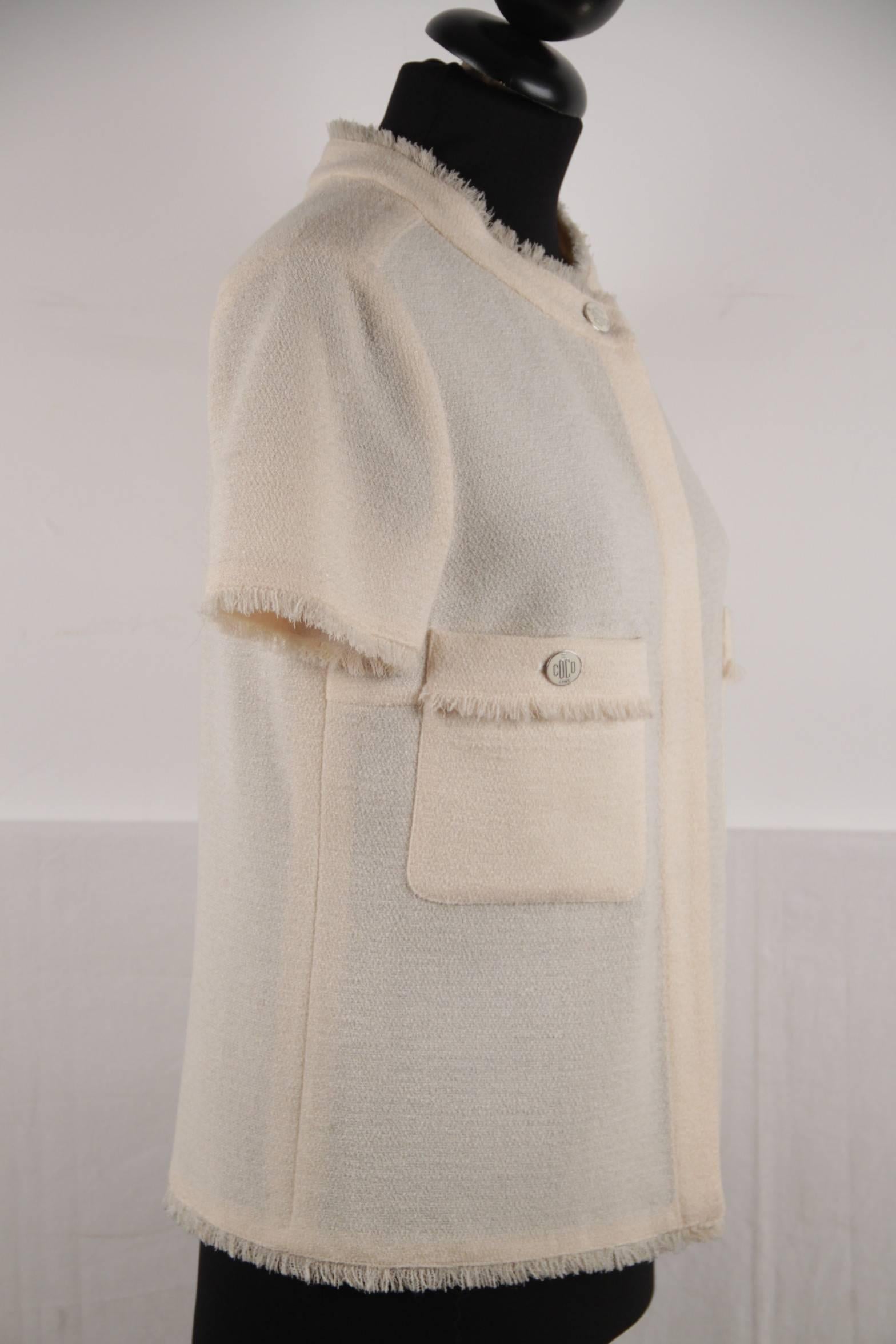 Women's CHANEL Beige Wool Blend COCO LINE JACKET Short Sleeve Size 36