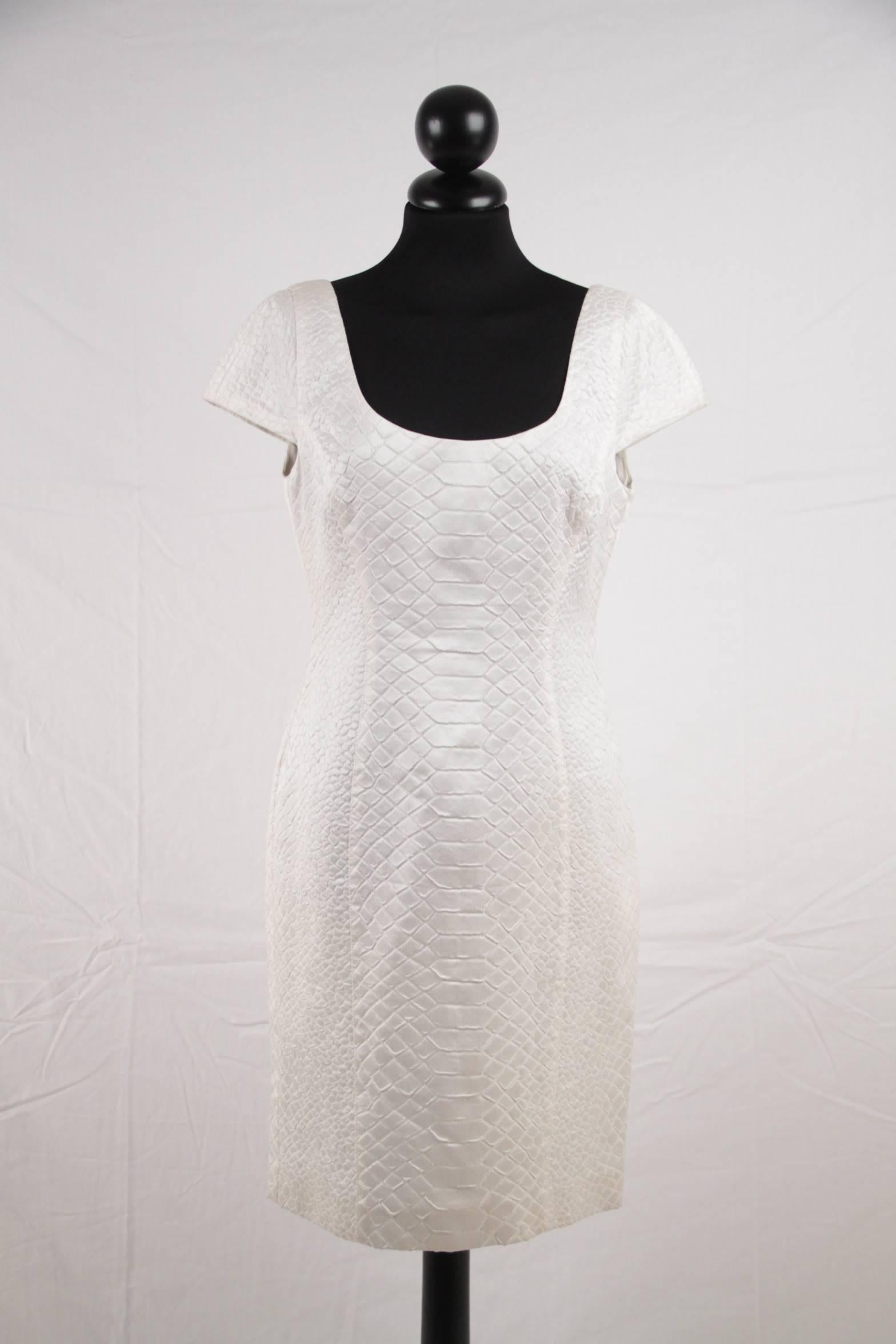 Gray VERSACE White Embossed Cotton & Silk SHEATH DRESS Cap Sleeves SIZE 42