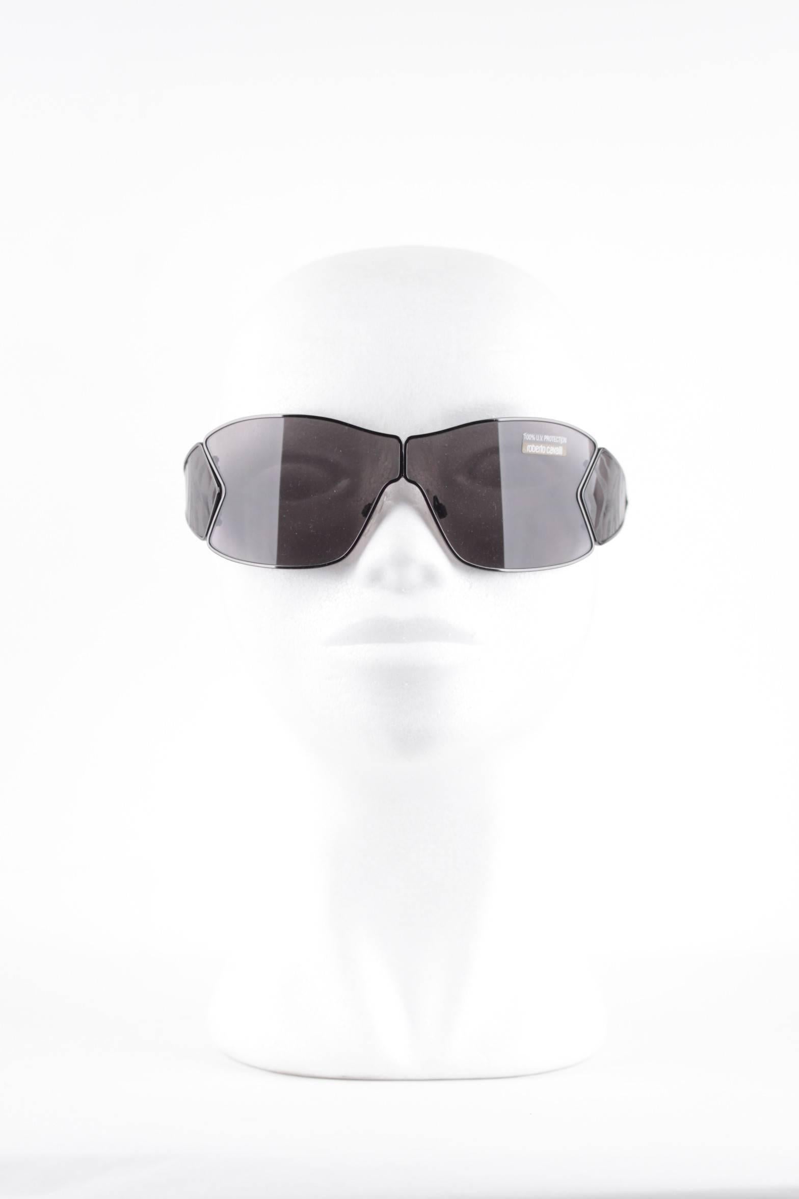 Gray ROBERTO CAVALLI Sunglasses Mod. ARACNE 218 S 223 70/1 130 Gunmetal WRAP Style