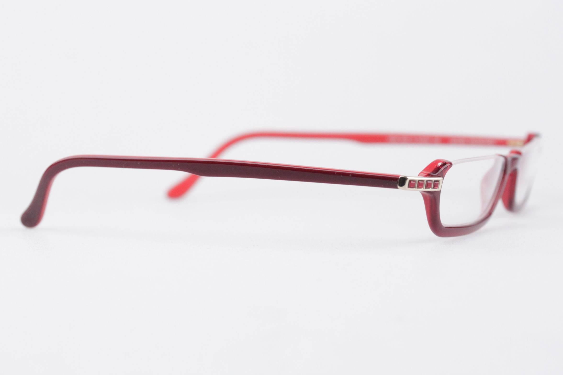 - DANIEL SWAROVSKI glasses model S141

- Frame made in Austria

- Red acetate half rim frame

- 4 red SWAROVSKI crystals embellishment on the sides

- Clear, demo lenses (wirg some scratches due to storage)

Any other detial which is not